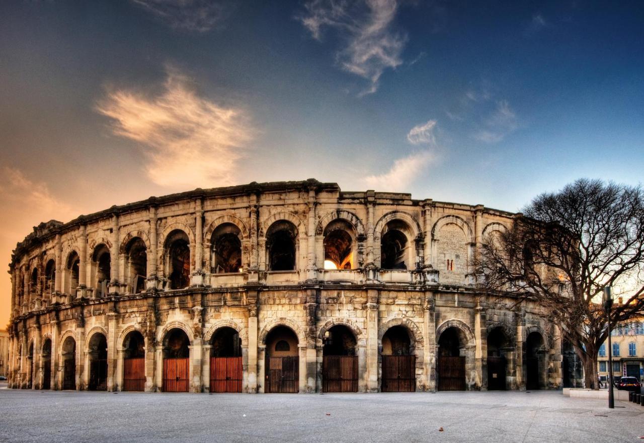 Hotel Majestic Nîmes Kültér fotó